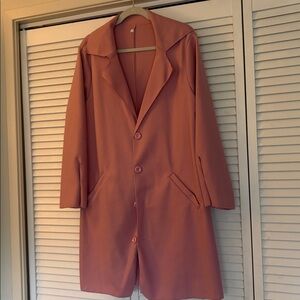 Chic Pink Women’s Coat – Perfect for Fall Days!